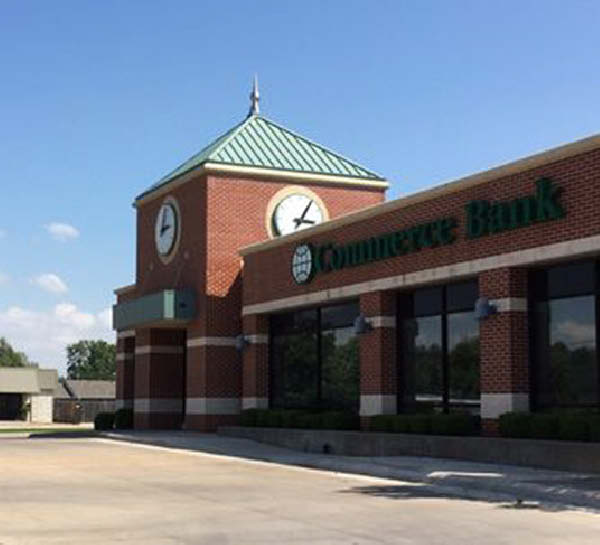 Image of Commerce Bank Commerce Trust Hutchinson Kansas location