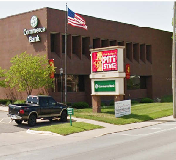 Image of Commerce Bank Commerce Trust Pittsburg Kansas location