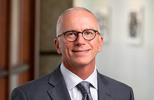Headshot of Commerce Trust's Nick Burroughs