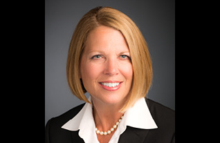 Headshot of Commerce Trust's Cheryl Finn