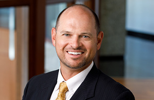 Headshot of Commerce Trust's Landon Grams
