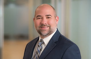 Headshot of Commerce Trust's Brad Landsbaum