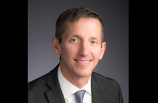 Headshot of Commerce Trust's Brent Schowe