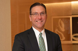 Headshot of Commerce Trust's Robert Whitney