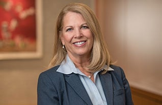 Headshot of Commerce Trust's Cheryl Finn.