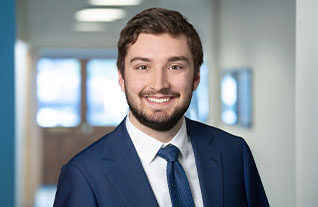 Headshot of Commerce Trust's Adam Gentry.