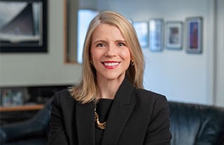 Headshot of Commerce Trust's Amanda Eldridge.